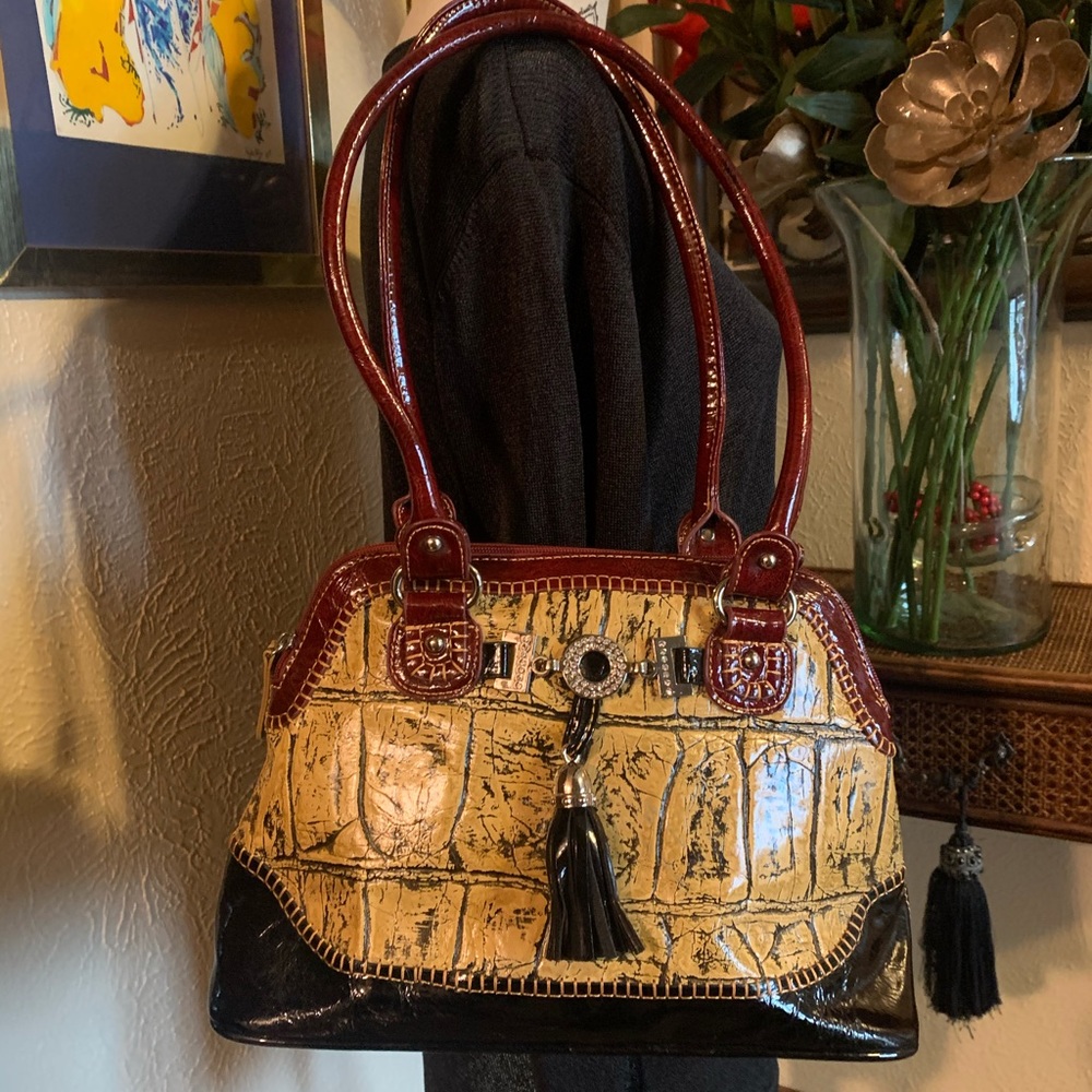 ❗️💲 SALE 💲❗️NWOT western influenced handbag 👜 - Picture 2 of 7
